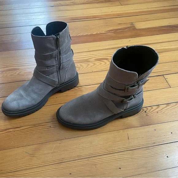 Vince Camuto Suede Boot - Picture 2 of 10